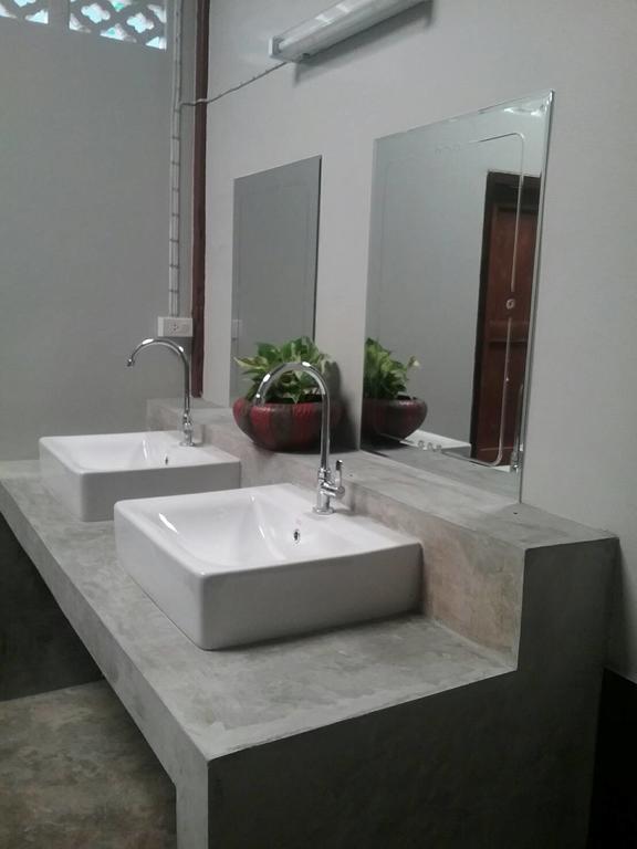 Sawang Guesthouse Ban Sawang Yai Экстерьер фото